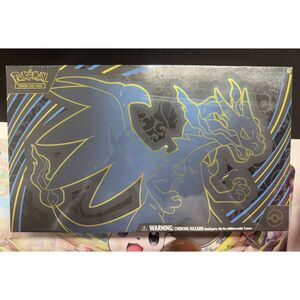 Mega Charizard X ex Ultra Premium Collection